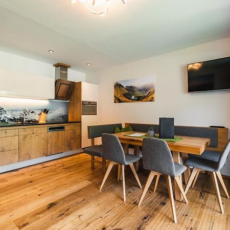 Haus Sabrina - Ferienwohnungen Saalbach-Hinterglemm Exteriör bild